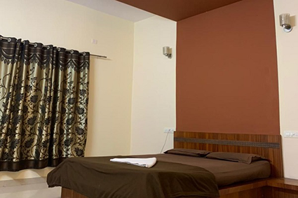 Soorapuram Thota Cottage.