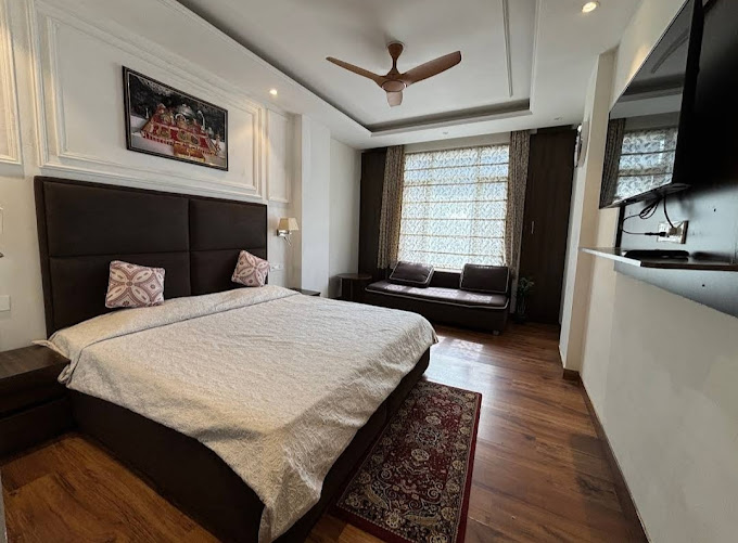 Soorapuram Thota Cottage.